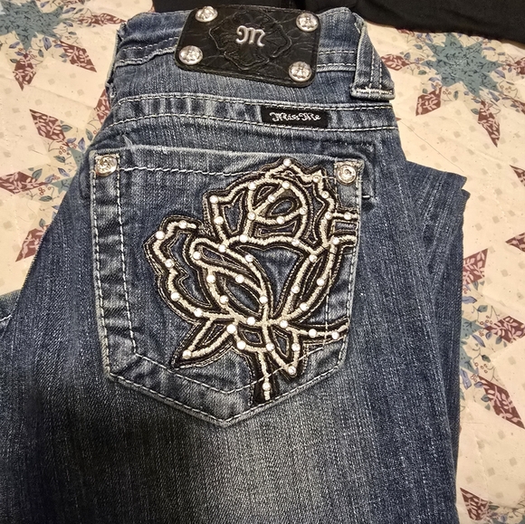 Miss Me Jeans - Picture 3 of 3